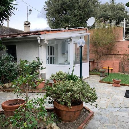 Resort Dependance Di Villa Rosa Maria Savona Zewnętrze zdjęcie