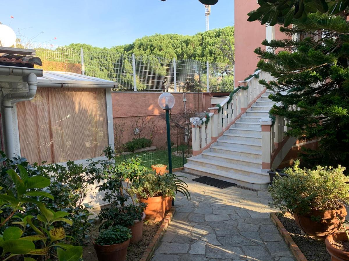 Resort Dependance Di Villa Rosa Maria Savona Zewnętrze zdjęcie